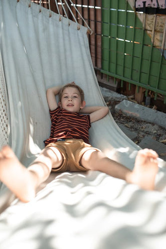 get your kids the best a guide to choosing kids hammock with stand