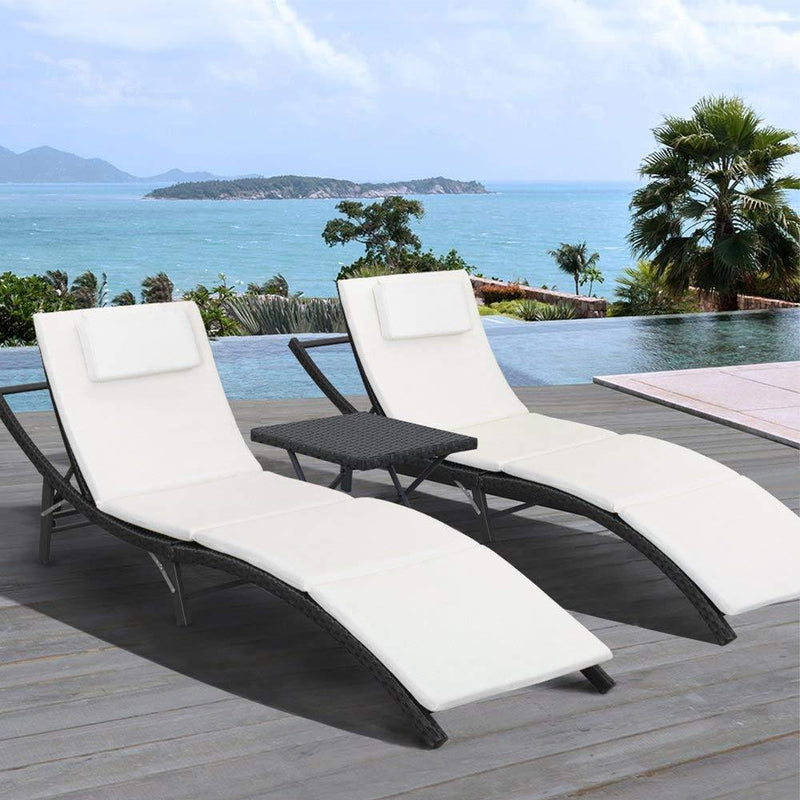 outdoor-lounge-chairs