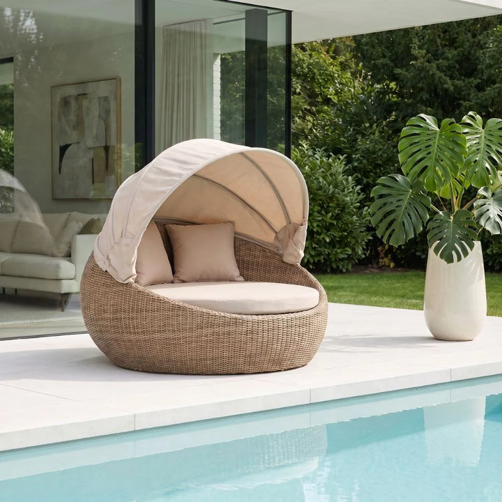Stockton Outdoor Round Wicker Daybed with Canopy