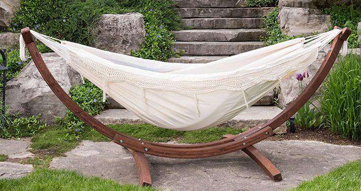 double size hammock with wooden frame